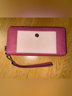 Michael Kors Pink Zip Around Wallet